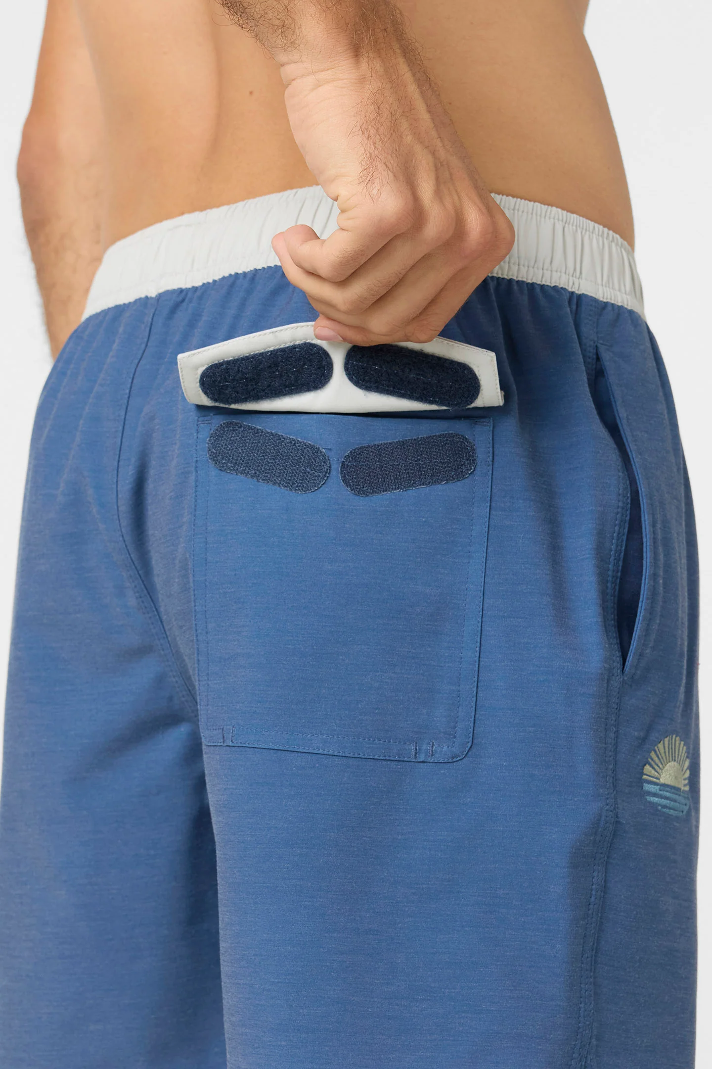 O'Riginals Solid Scallop Volley 16" Swim Trunks - Image 4