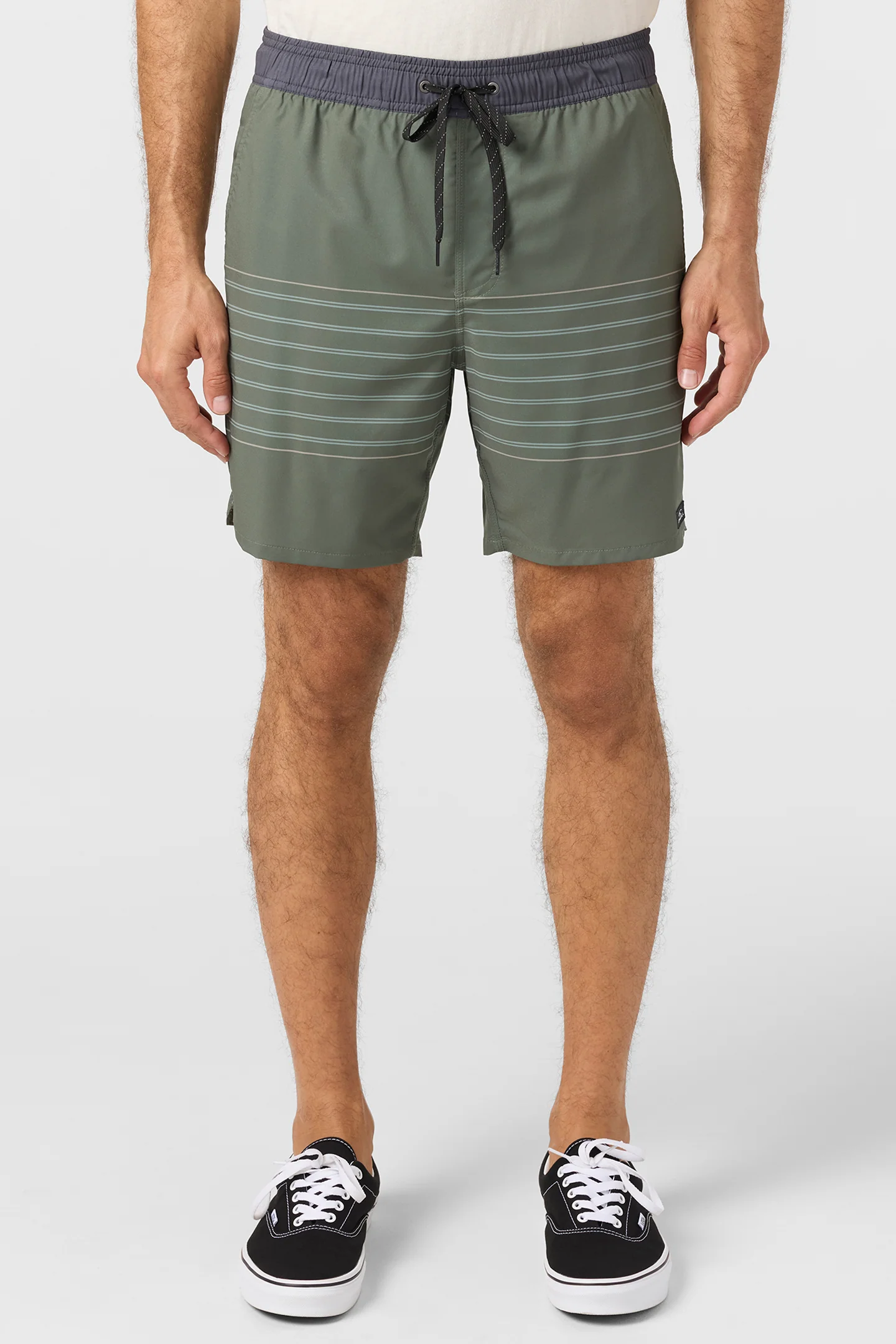 Perform Light Lined Elastic Waist 17" Hybrid Shorts - Image 2