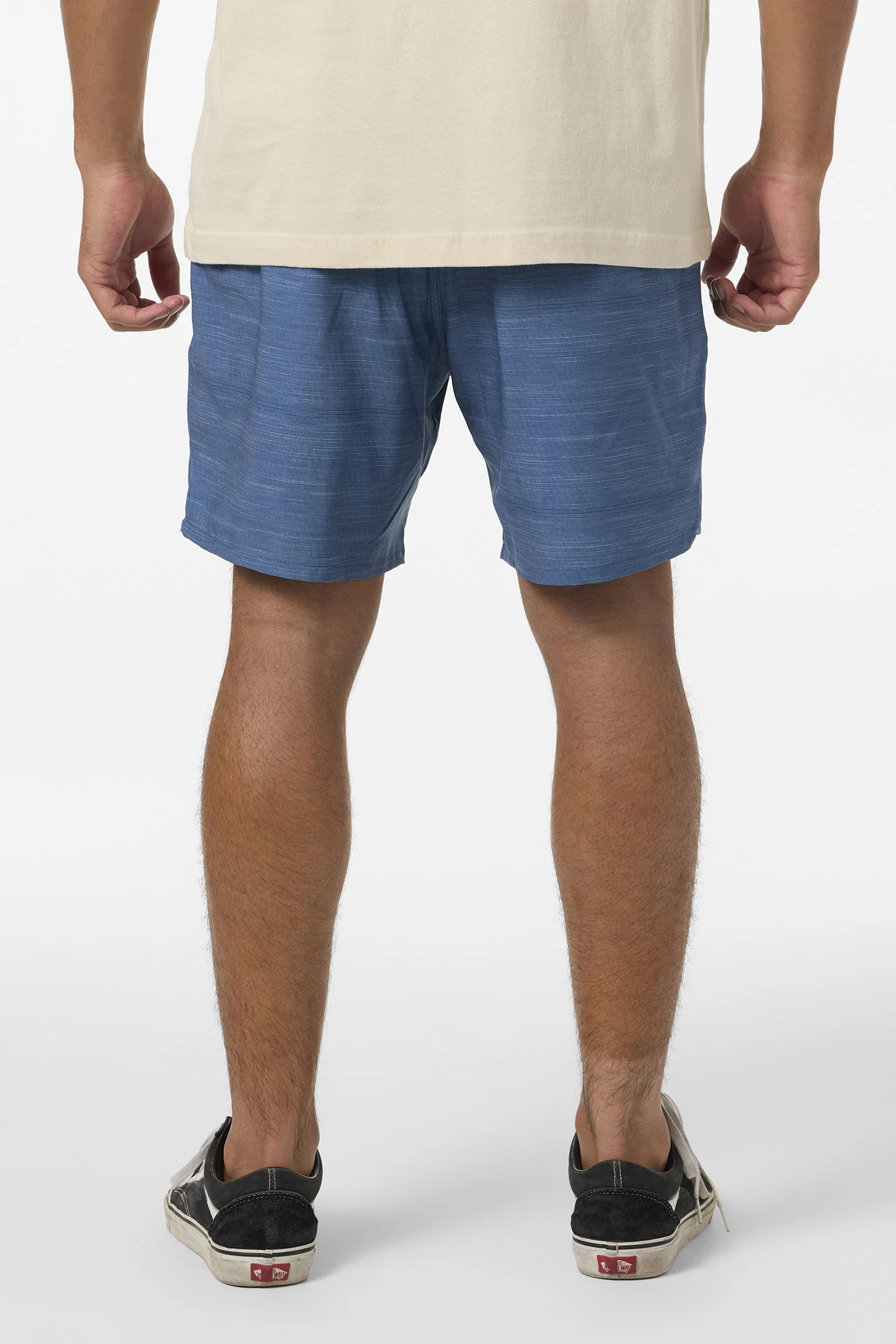Perform Light Lined Elastic Waist 17" Hybrid Shorts - Image 4