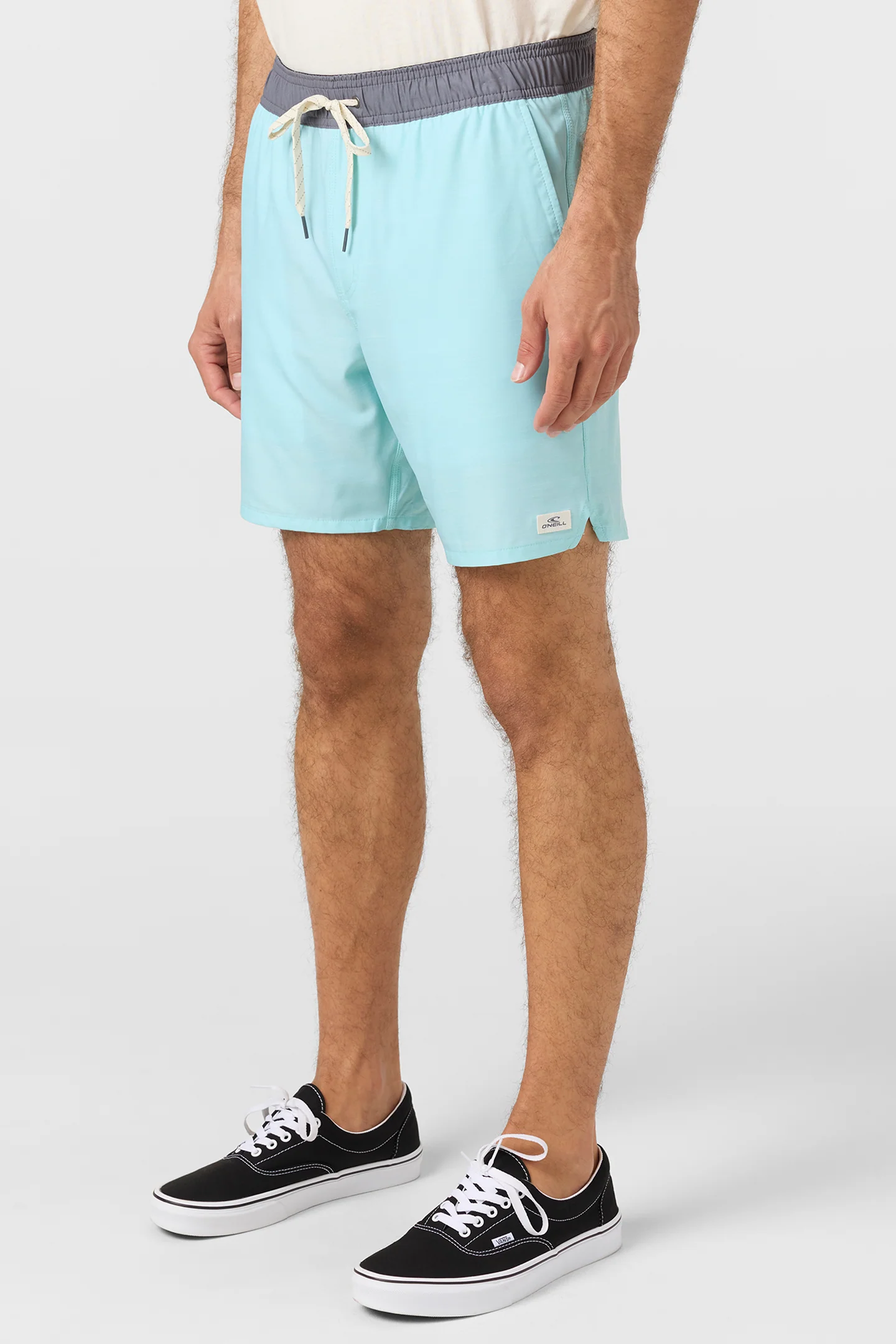 Perform Light Lined Elastic Waist 17" Hybrid Shorts - Image 3
