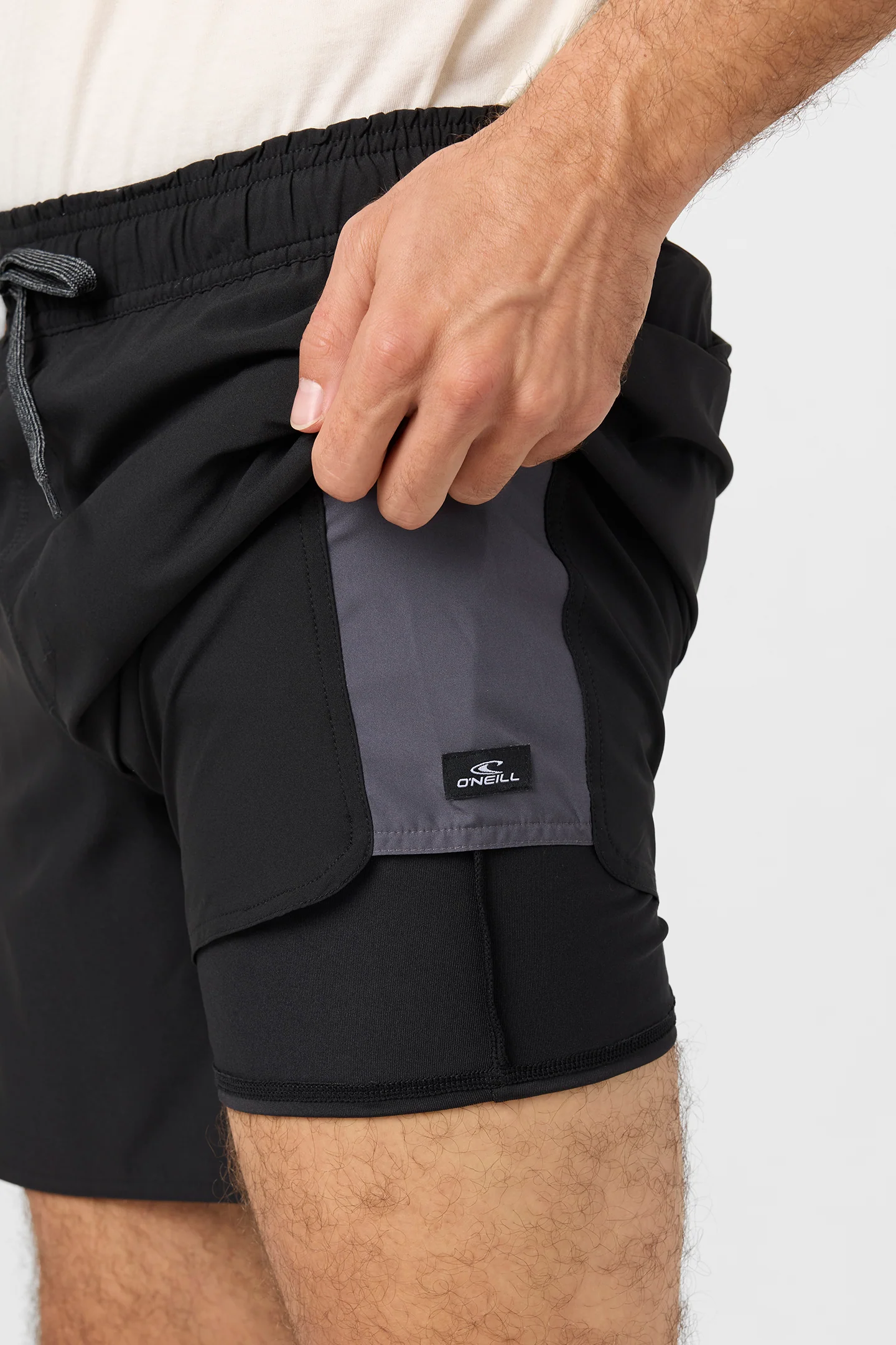 Perform Light Tech Panel Lined Elastic Waist 17" Hybrid Shorts - Image 6