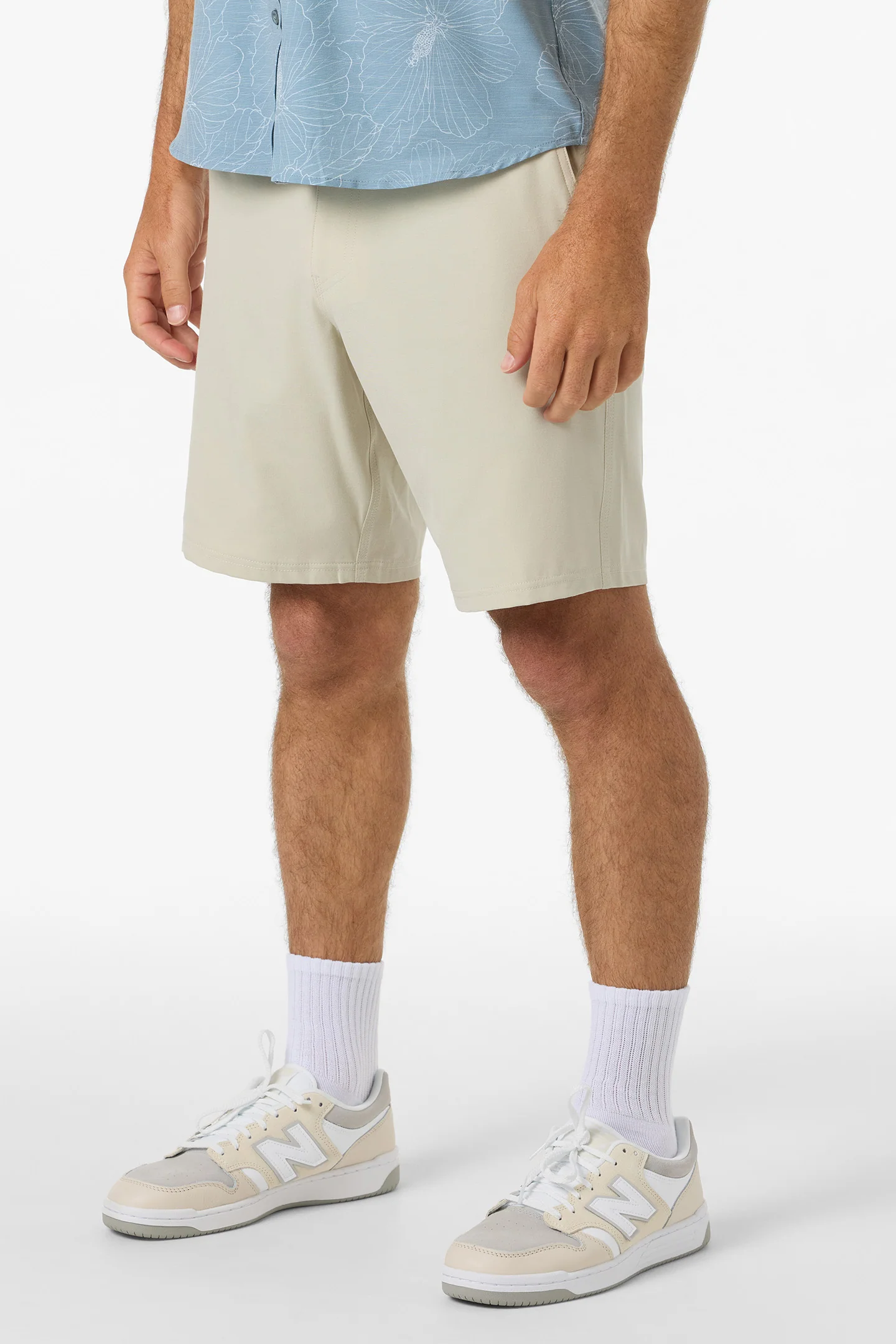 Reserve Light Check 19" Hybrid Shorts - Image 3