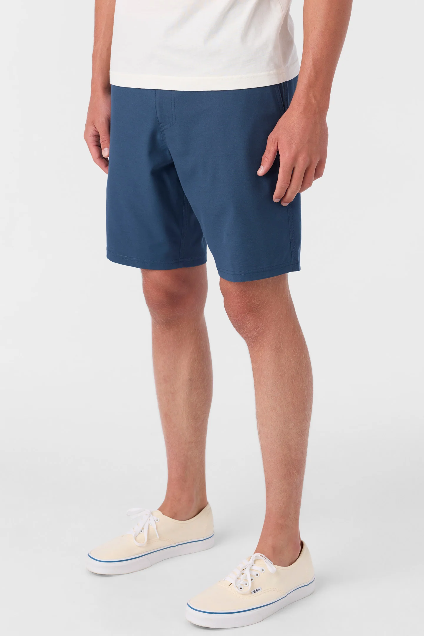 Reserve Light Check 19" Hybrid Shorts - Image 4