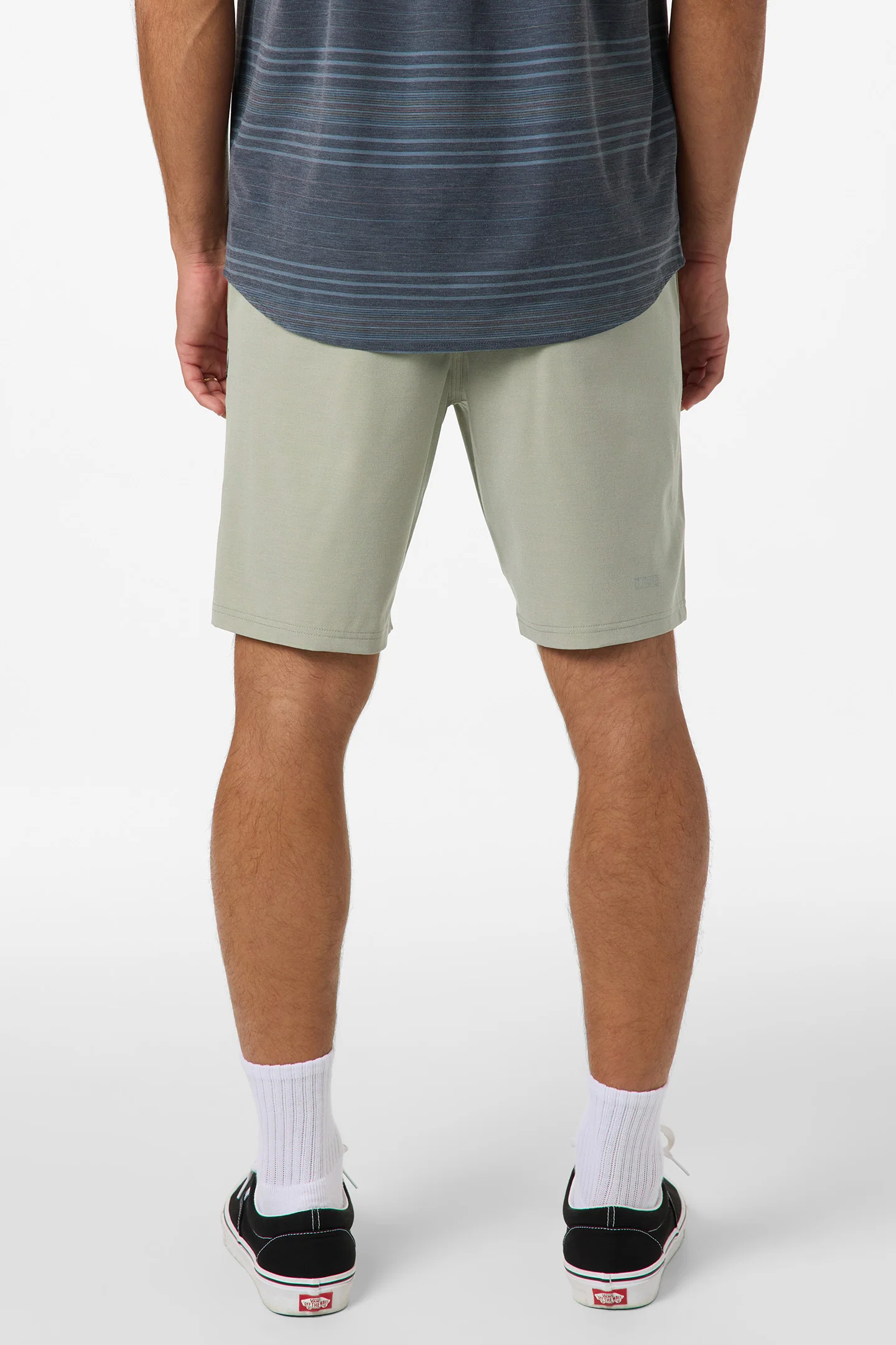 Reserve Light Check 19" Hybrid Shorts - Image 4