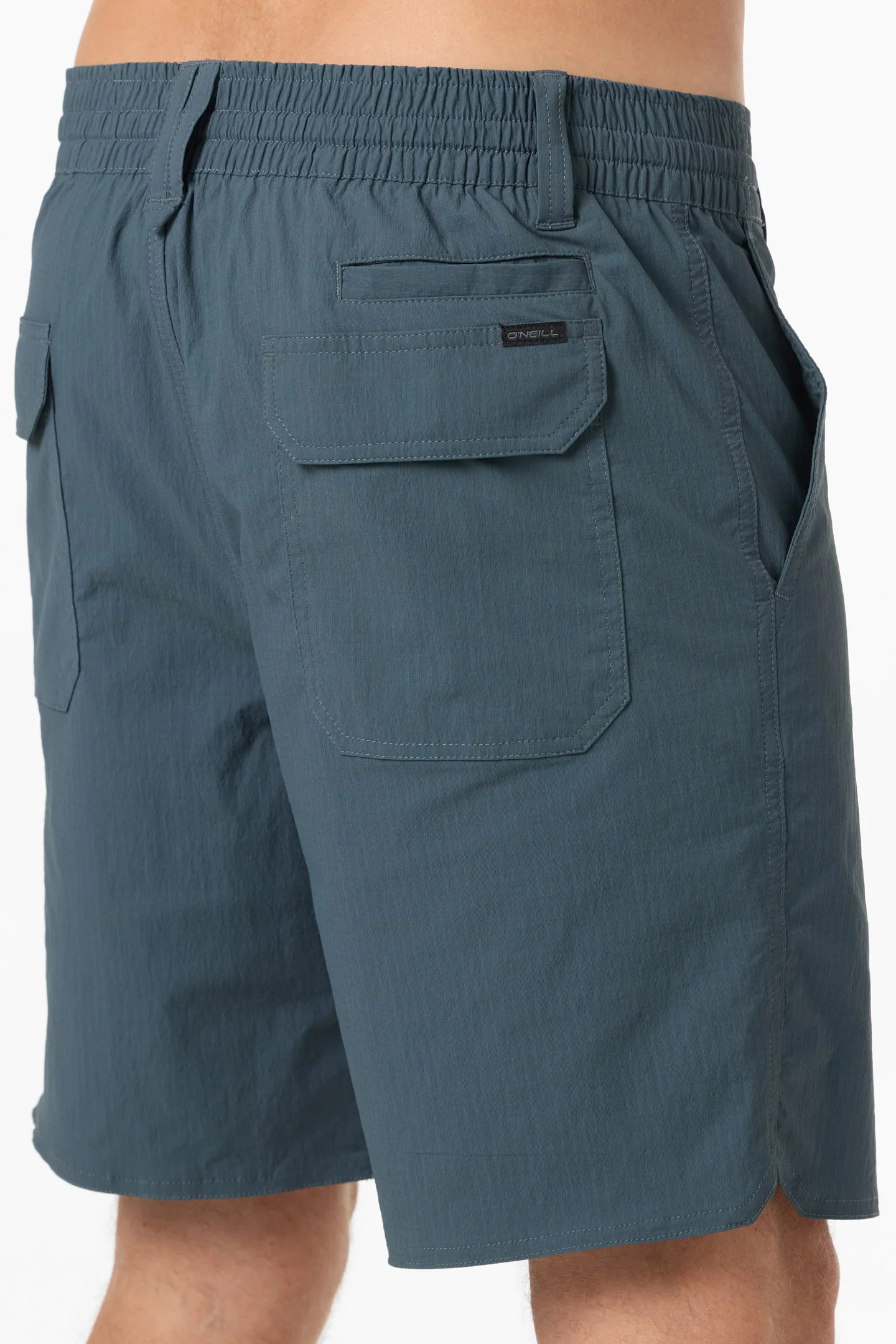 TRVLR Halfback 18" Hybrid Shorts - Image 4