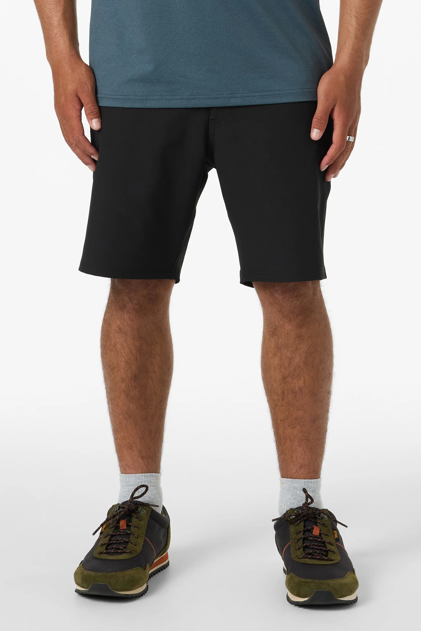 TRVLR Recon 18" Hybrid Shorts - Image 2