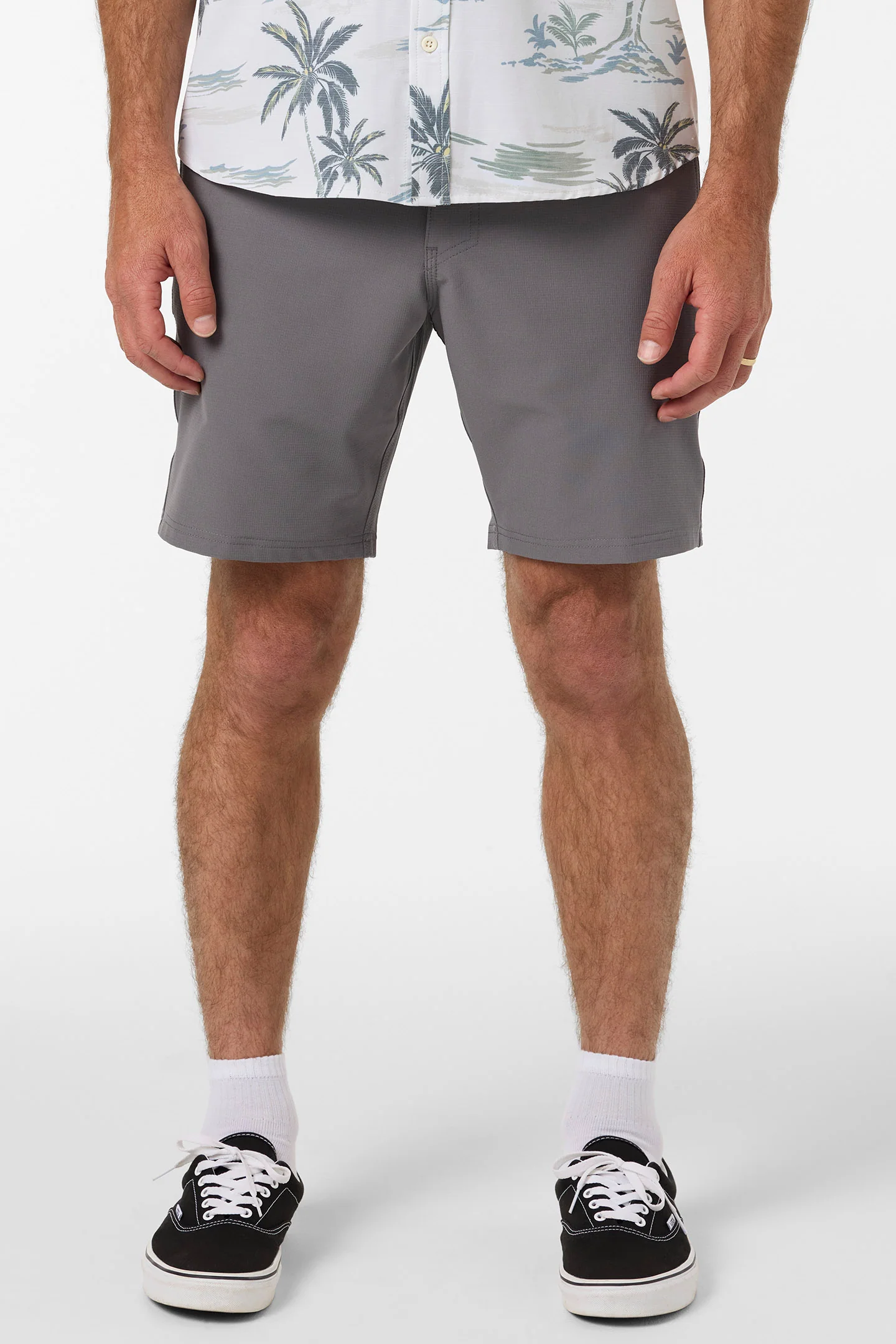 TRVLR Recon 18" Hybrid Shorts - Image 2