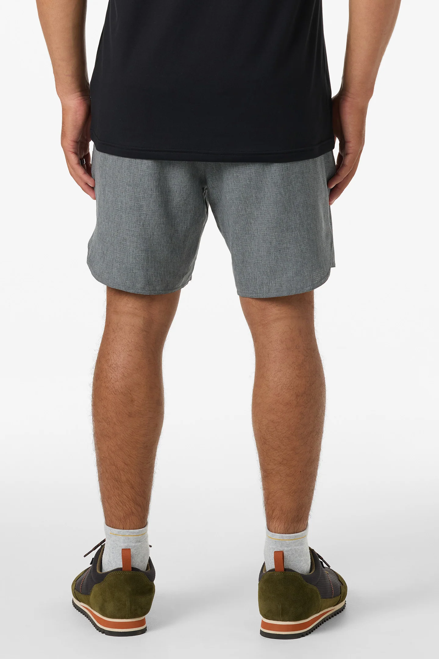 TRVLR Tech Lined 17" Hybrid Shorts - Image 5