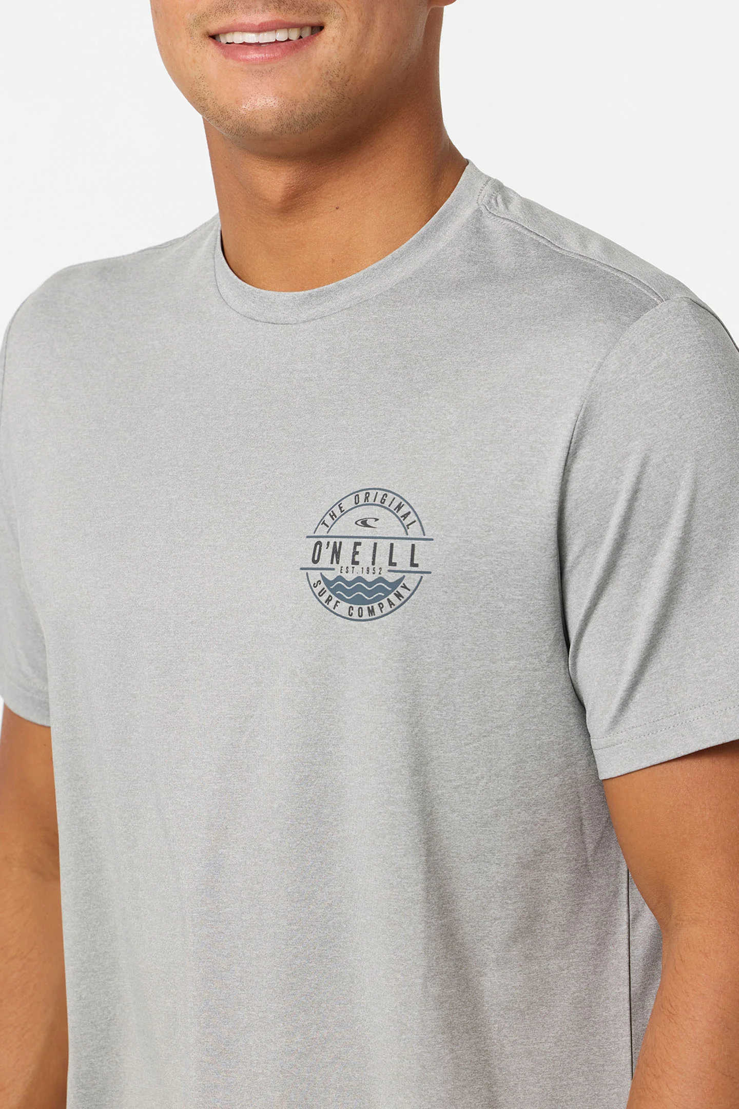 TRVLR UPF Paradise Standard Fit Tee - Image 4